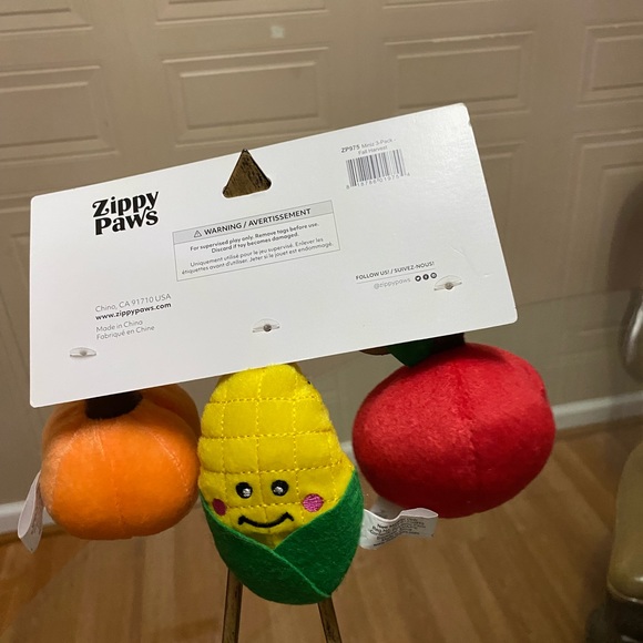 - Zippy Paws Set Of 3 Little Toys With Squeaker - Picture 5 of 6